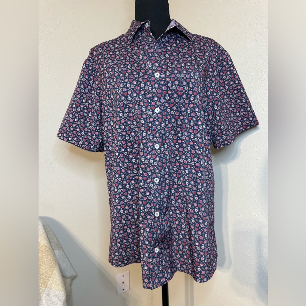 *2/$22* NWOT Nick Graham